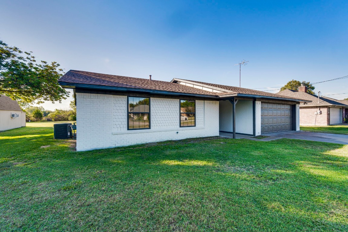 111 Country Drive Waxahachie TX 75165