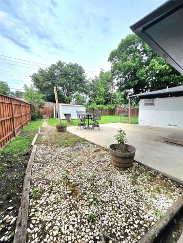 2953 Bay Oaks Drive Dallas TX 75229