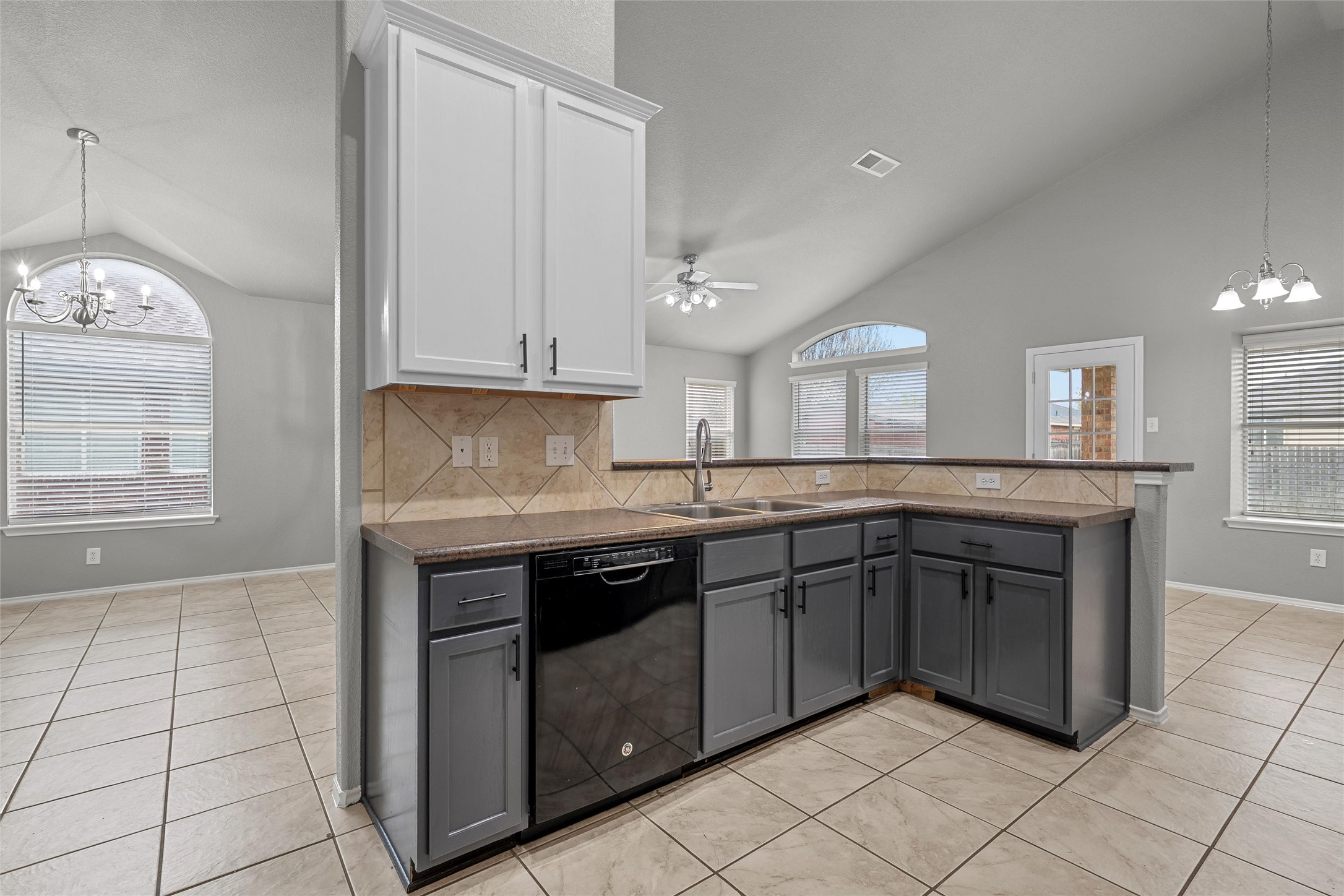 10248 Peony Lane Waco TX 76708