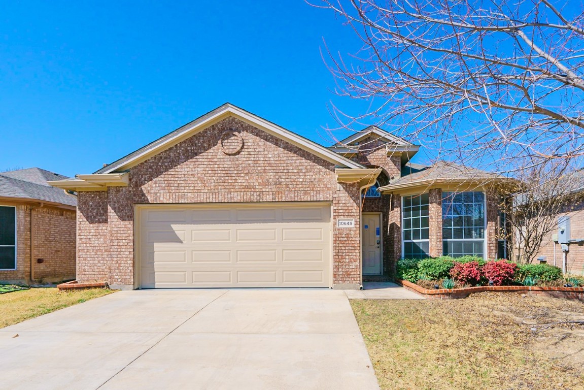 10649 Fossil Hill Drive Fort Worth TX 76131