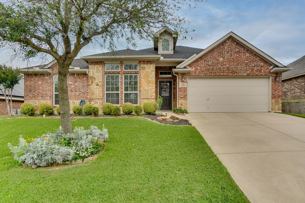 1133 Hidden Meadow Drive Burleson TX 76028
