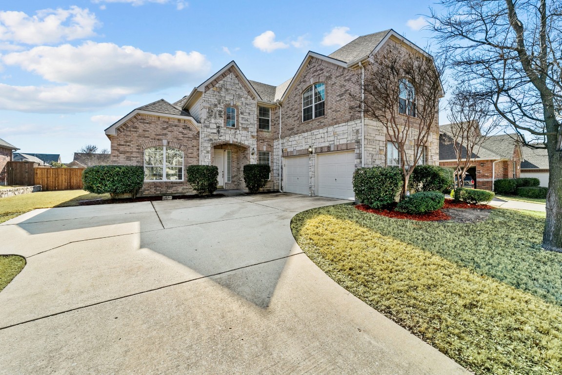8801 Red Oaks Drive Mckinney TX 75072