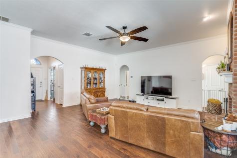 223 Carriage Drive Willow Park TX 76087