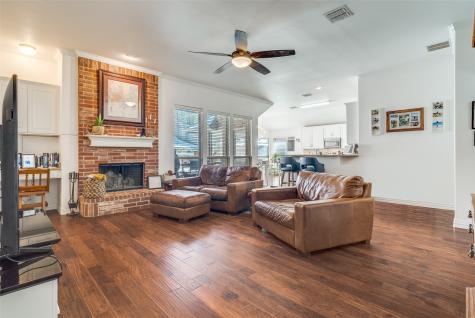 223 Carriage Drive Willow Park TX 76087