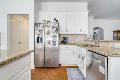223 Carriage Drive Willow Park TX 76087