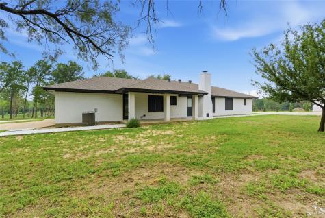 1070 Diamond Oaks Road Stephenville TX 76401