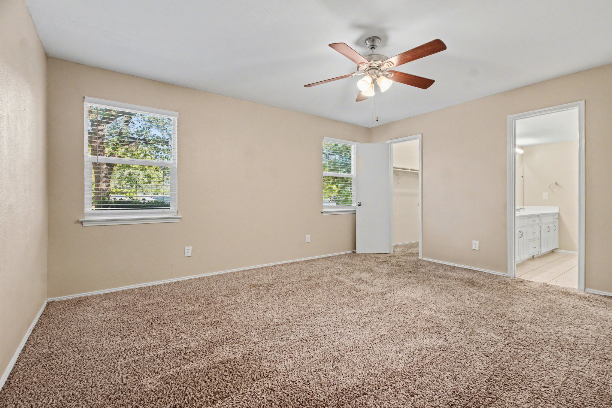4907 Sagebrush Court Arlington TX 76017