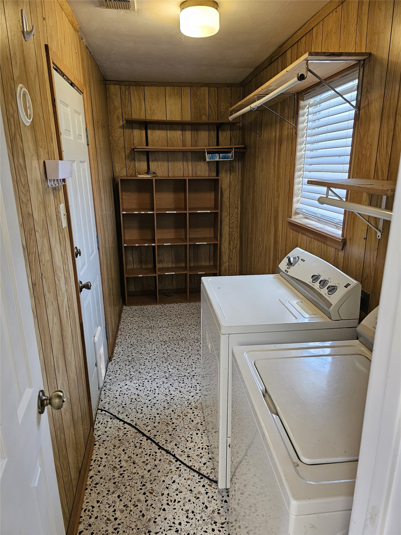 105 N 3rd Street Coolidge TX 76635