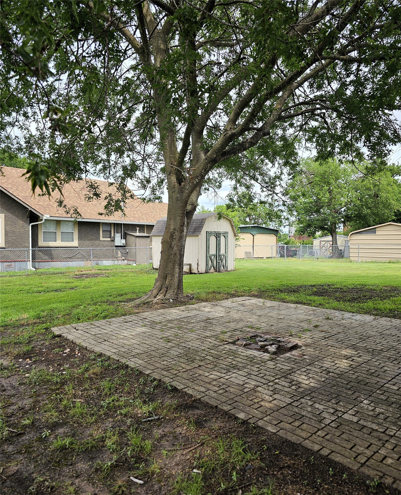 105 N 3rd Street Coolidge TX 76635