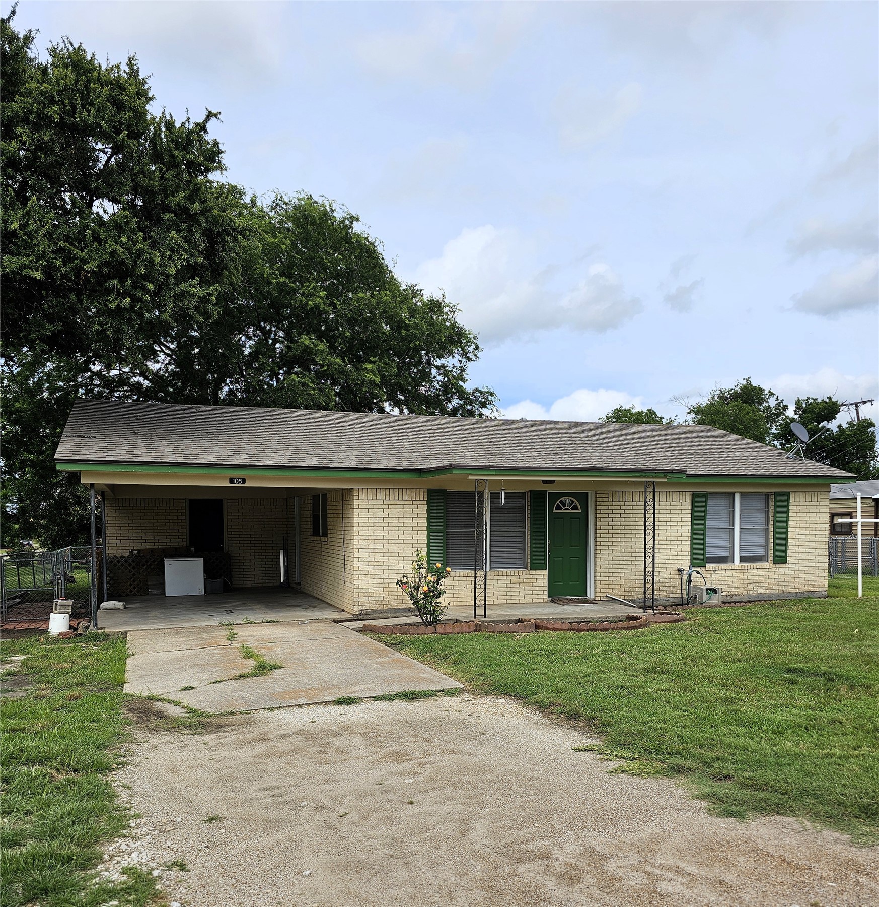 105 N 3rd Street Coolidge TX 76635
