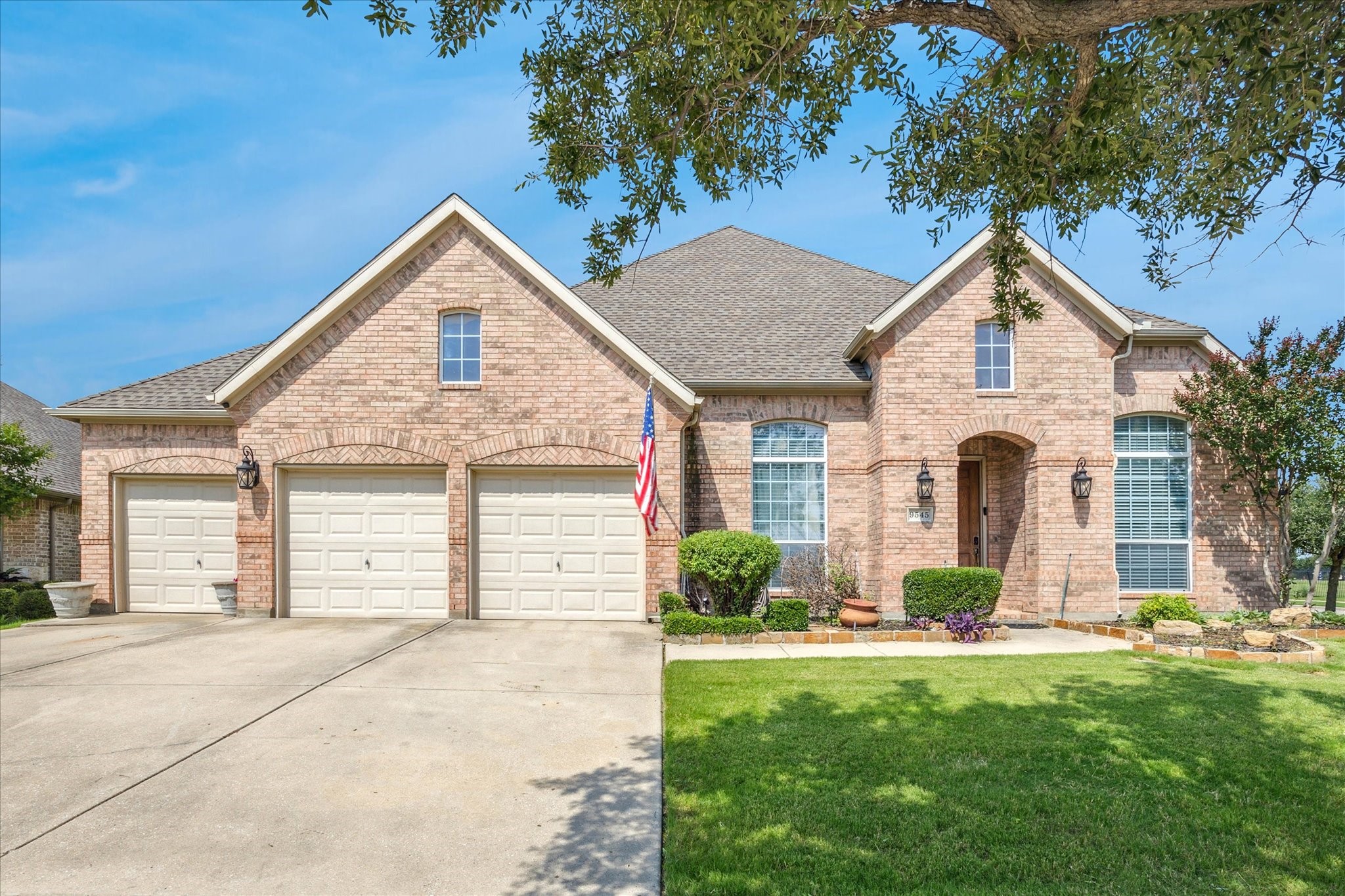 9545 Courtright Drive Fort Worth TX 76244