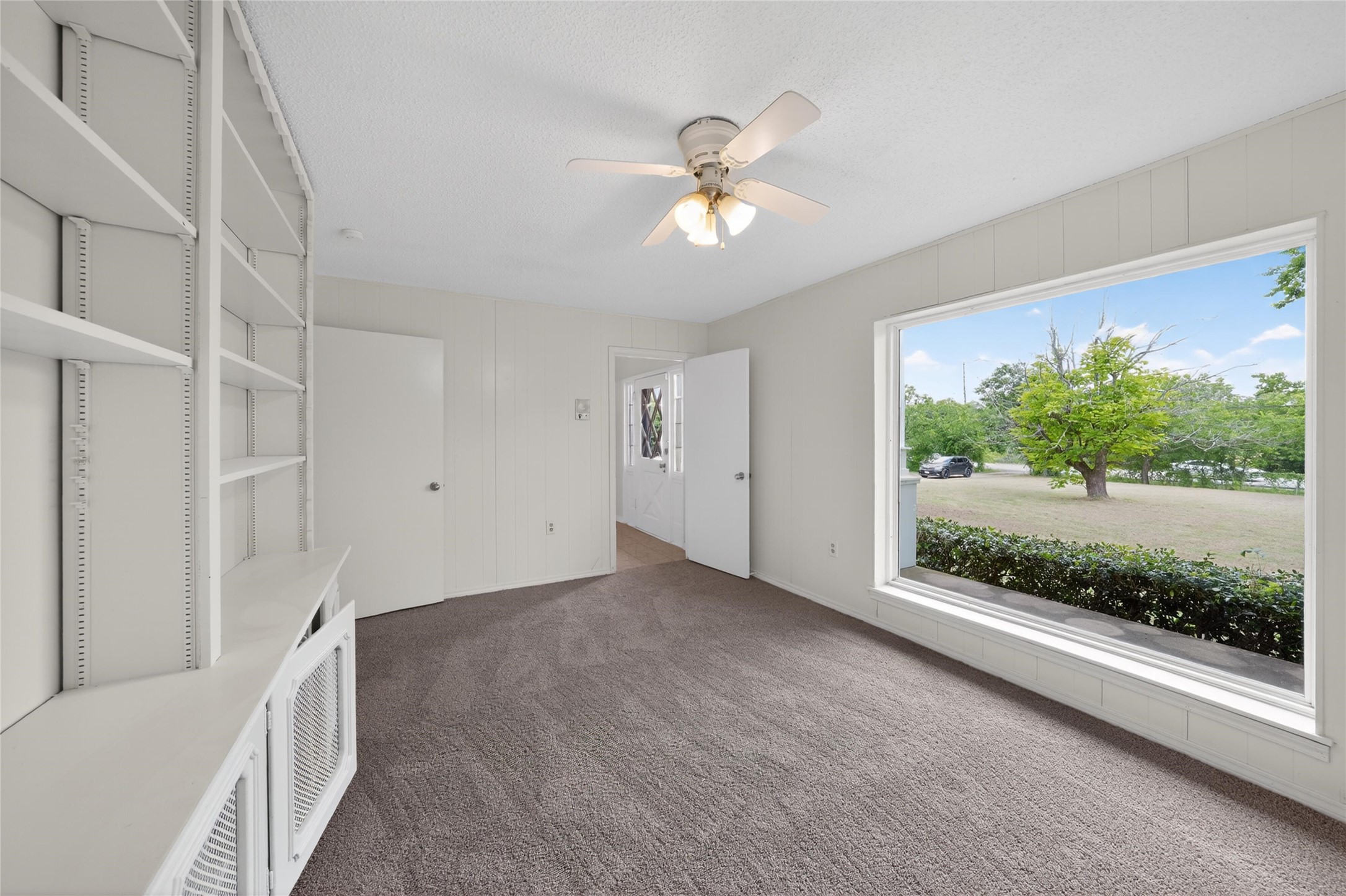 928 E Bear Creek Road Glenn Heights TX 75154