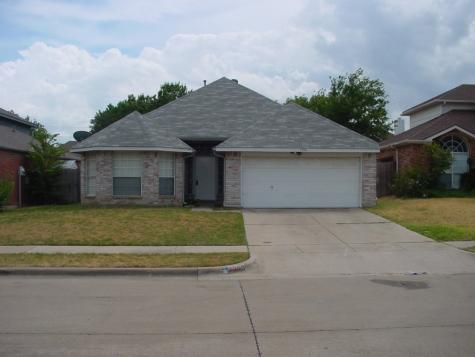 1366 Honeysuckle Lane Lewisville TX 75077
