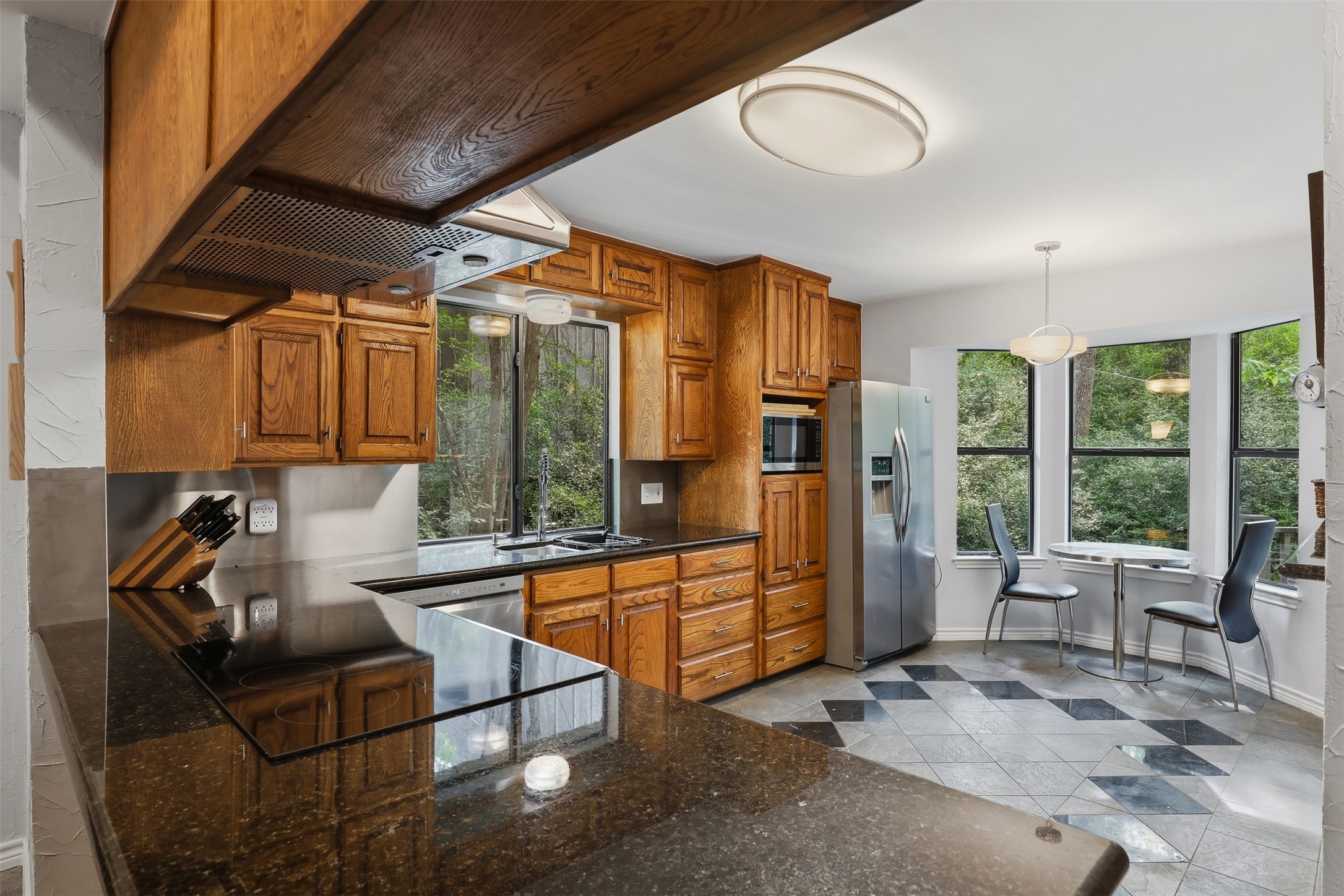 1945 Bluebird Avenue Fort Worth TX 76111