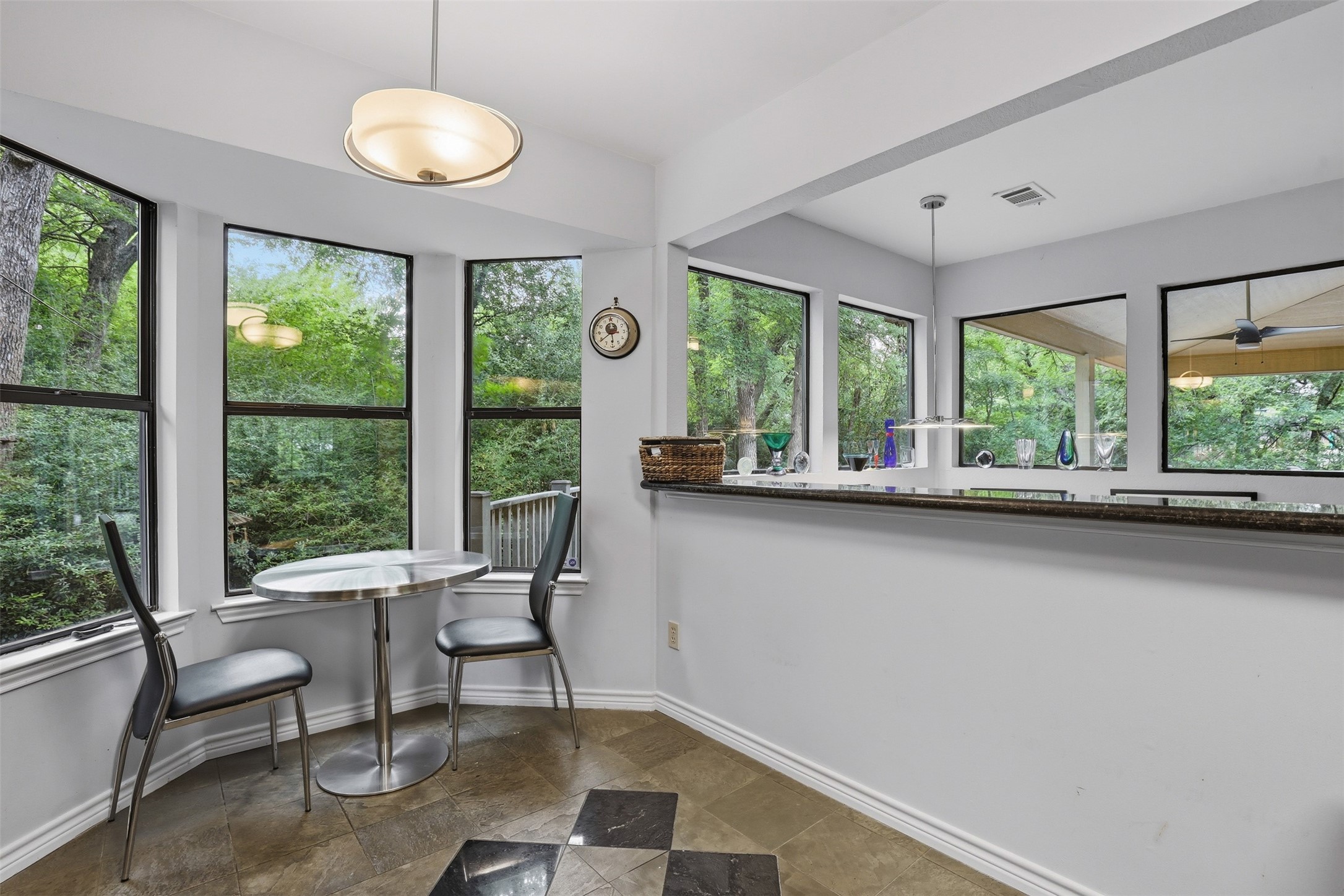 1945 Bluebird Avenue Fort Worth TX 76111