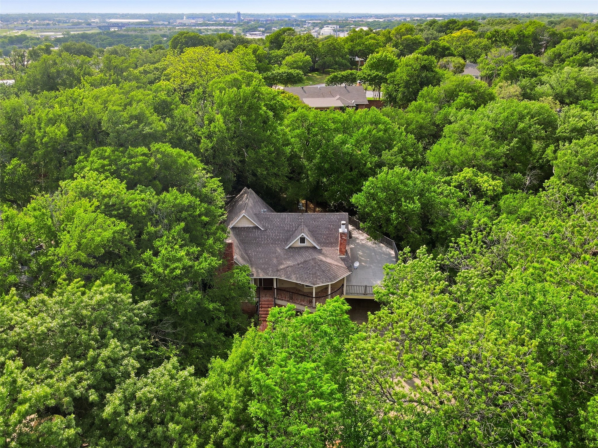 1945 Bluebird Avenue Fort Worth TX 76111