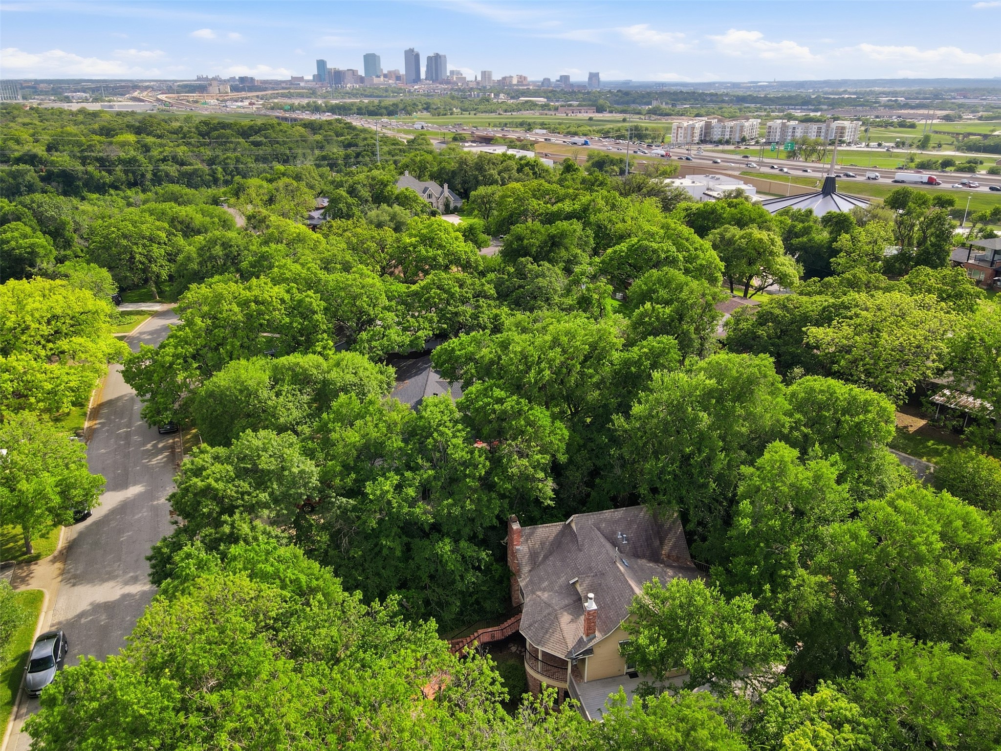 1945 Bluebird Avenue Fort Worth TX 76111
