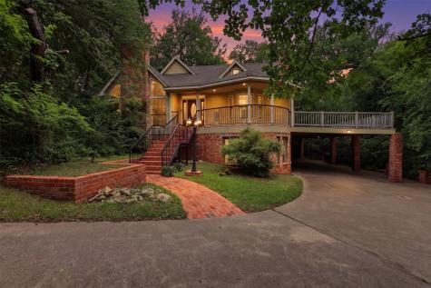 1945 Bluebird Avenue Fort Worth TX 76111
