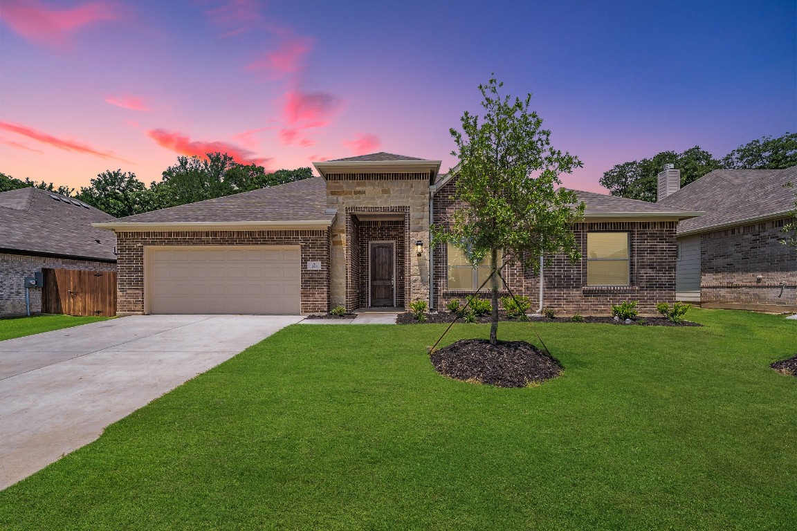 201 Gardenia Drive Azle TX 76020