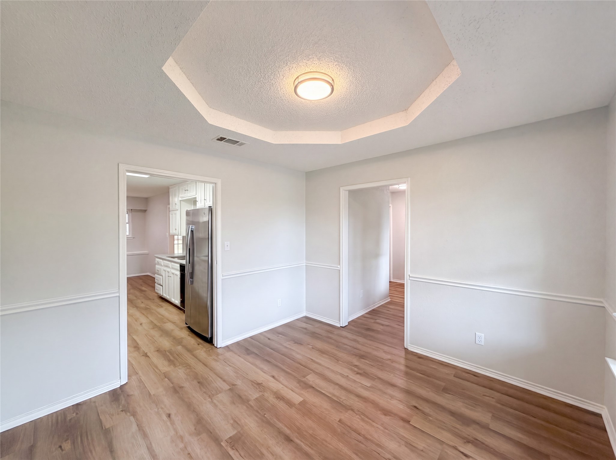 2300 Ridgewood Bedford TX 76021
