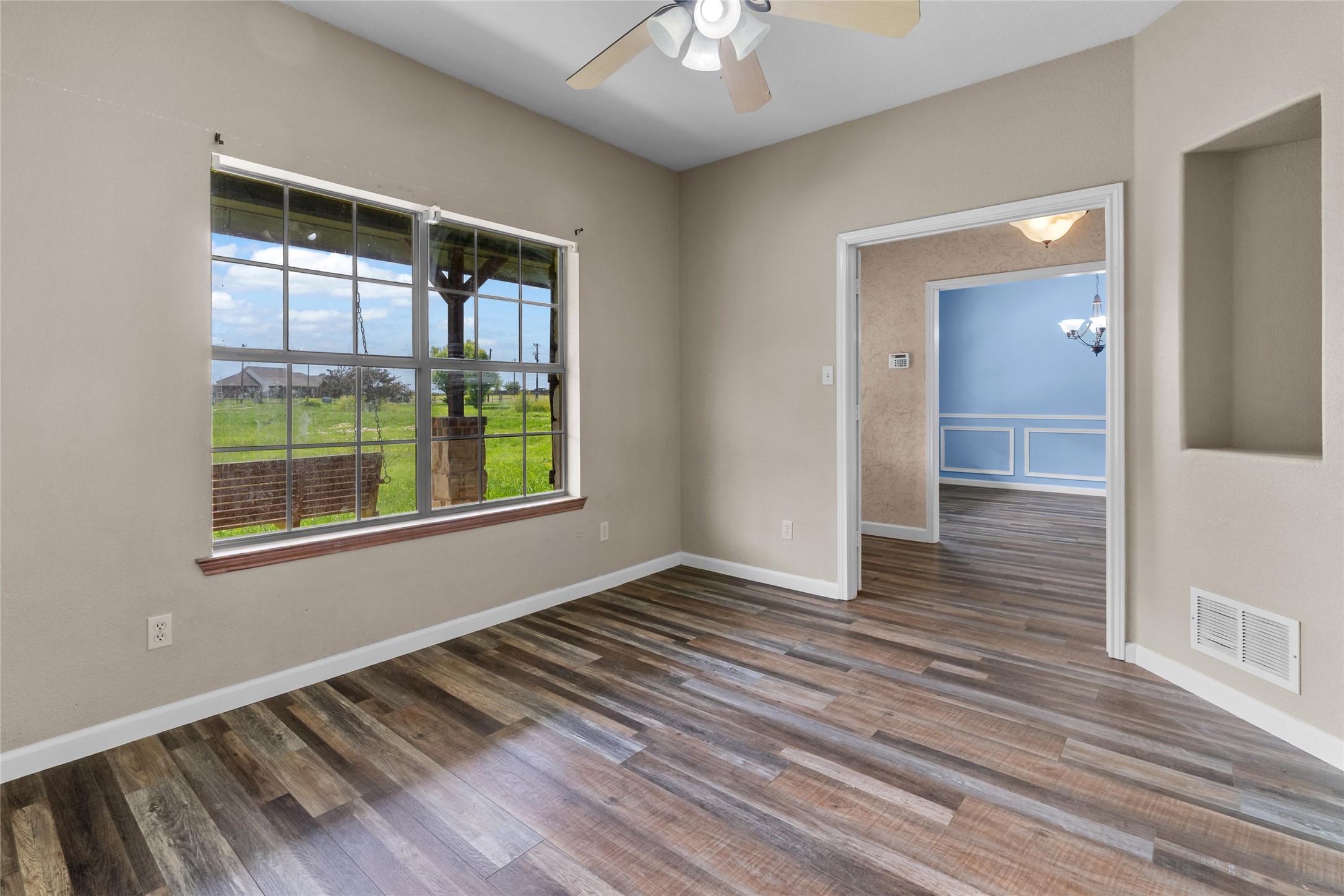 120 Wagon Wheel Circle Leonard TX 75452