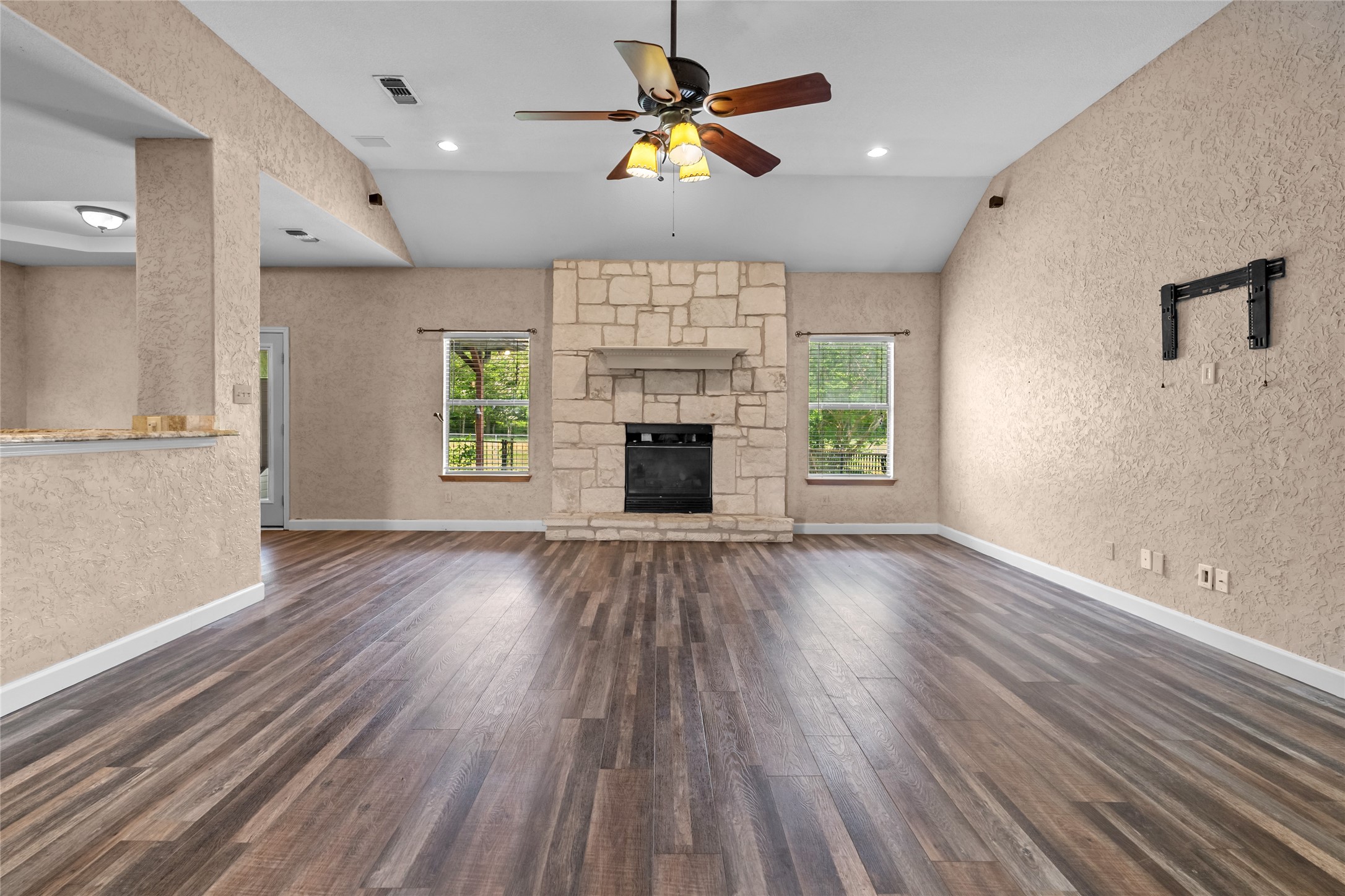 120 Wagon Wheel Circle Leonard TX 75452