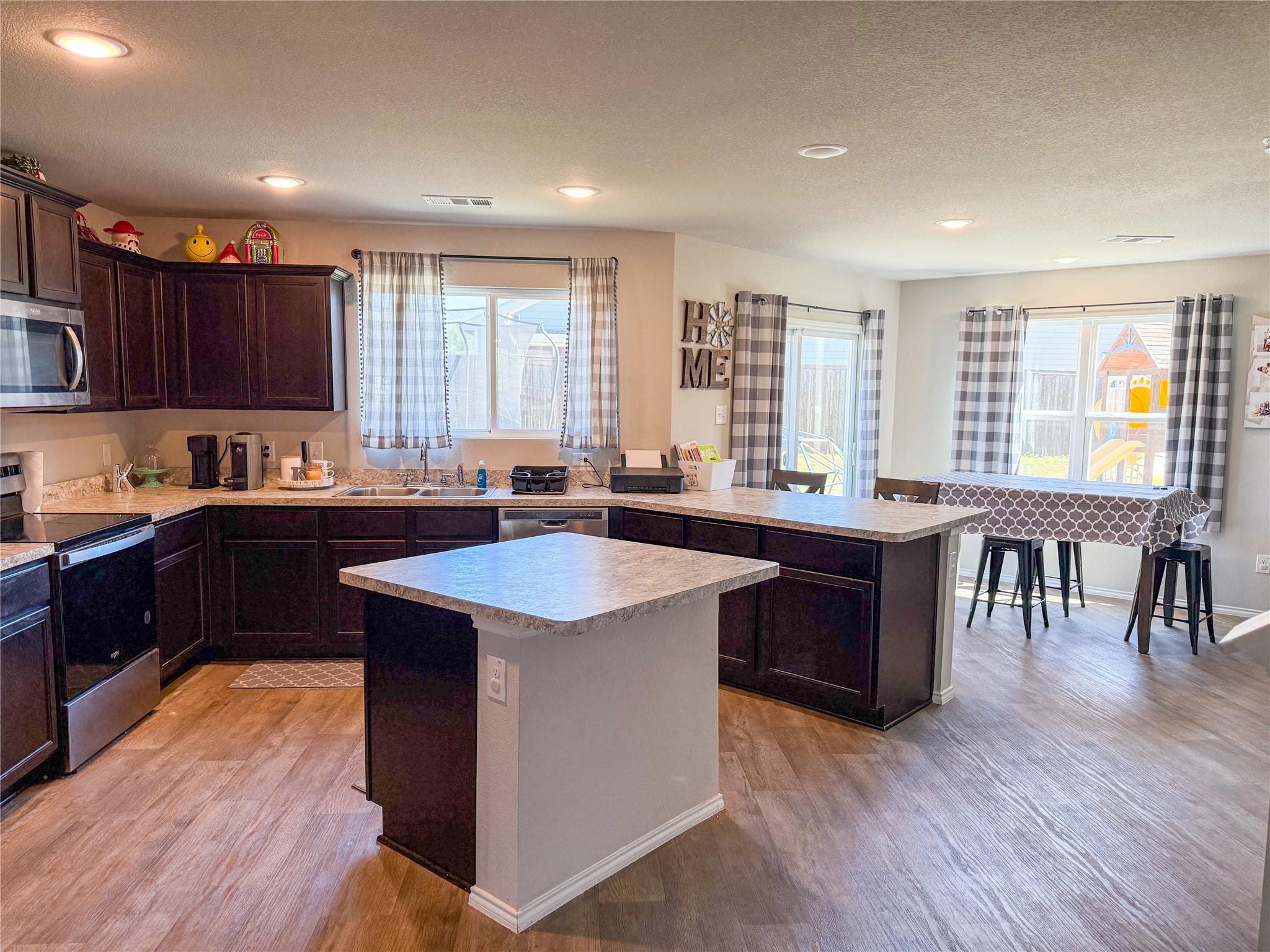 604 Mayfield Drive Cleburne TX 76031