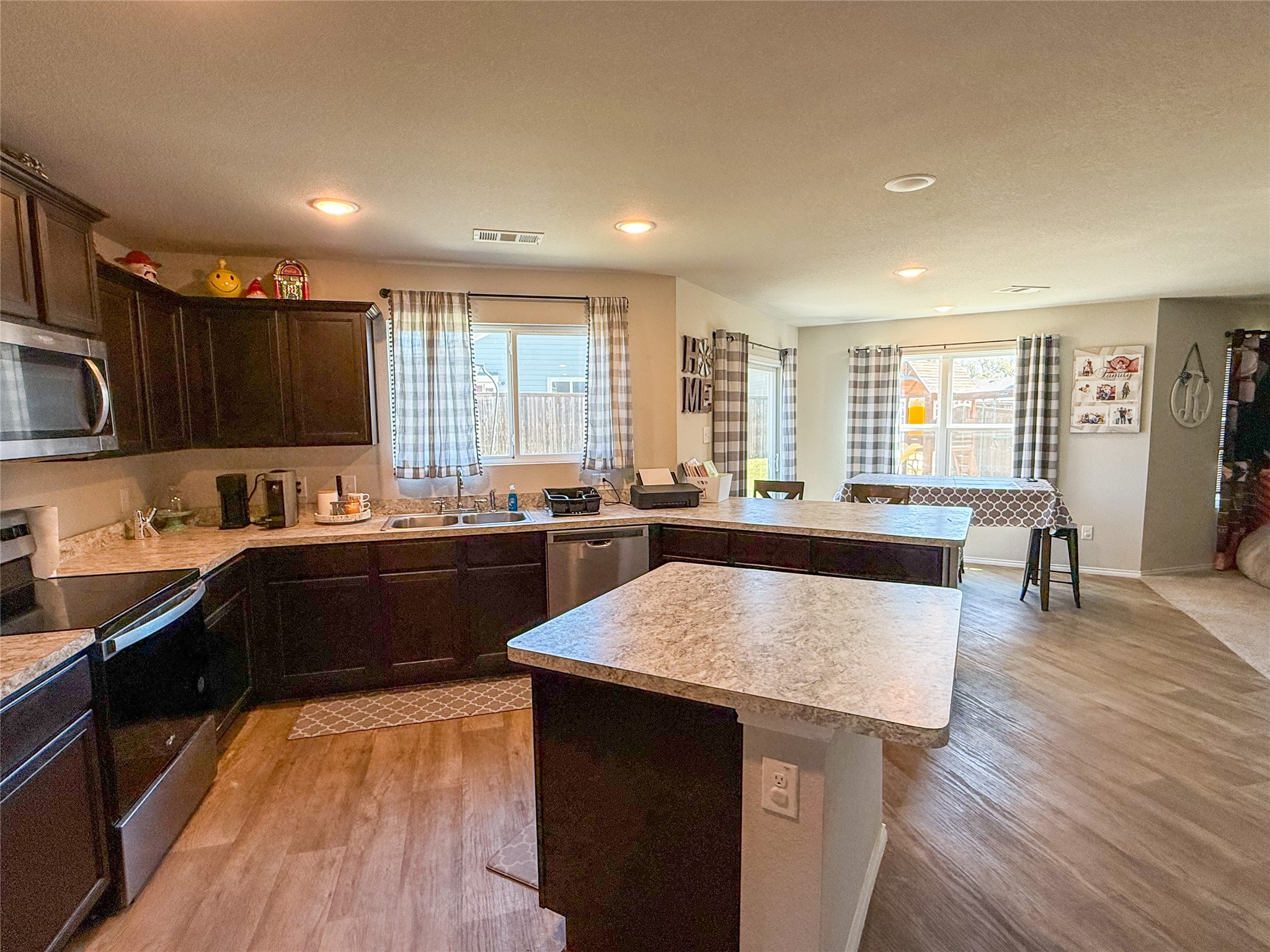 604 Mayfield Drive Cleburne TX 76031