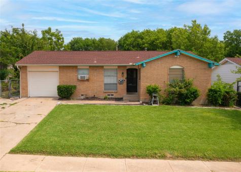 1113 Bridlewood Drive Garland TX 75040