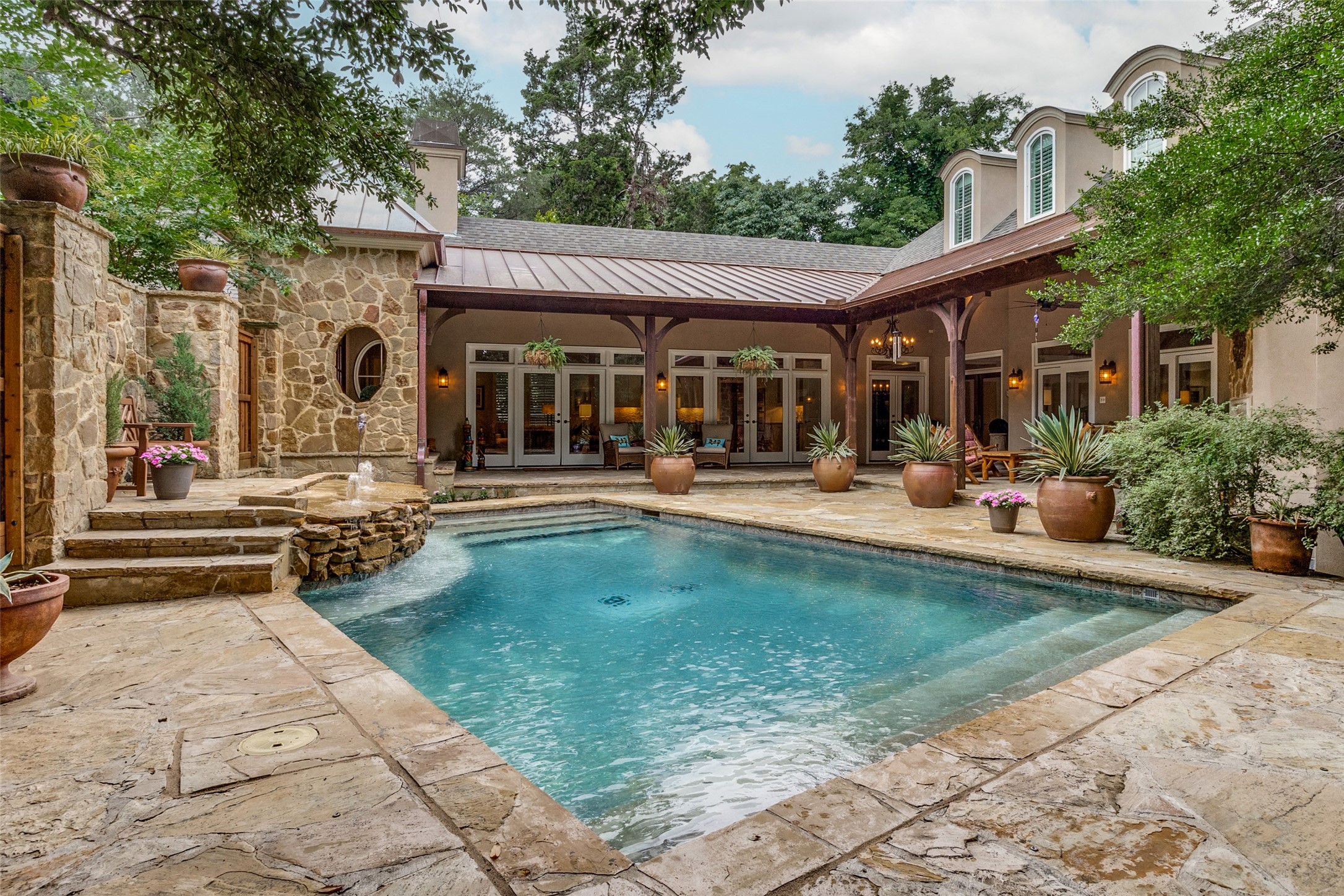 1225 Lausanne Avenue Dallas TX 75208