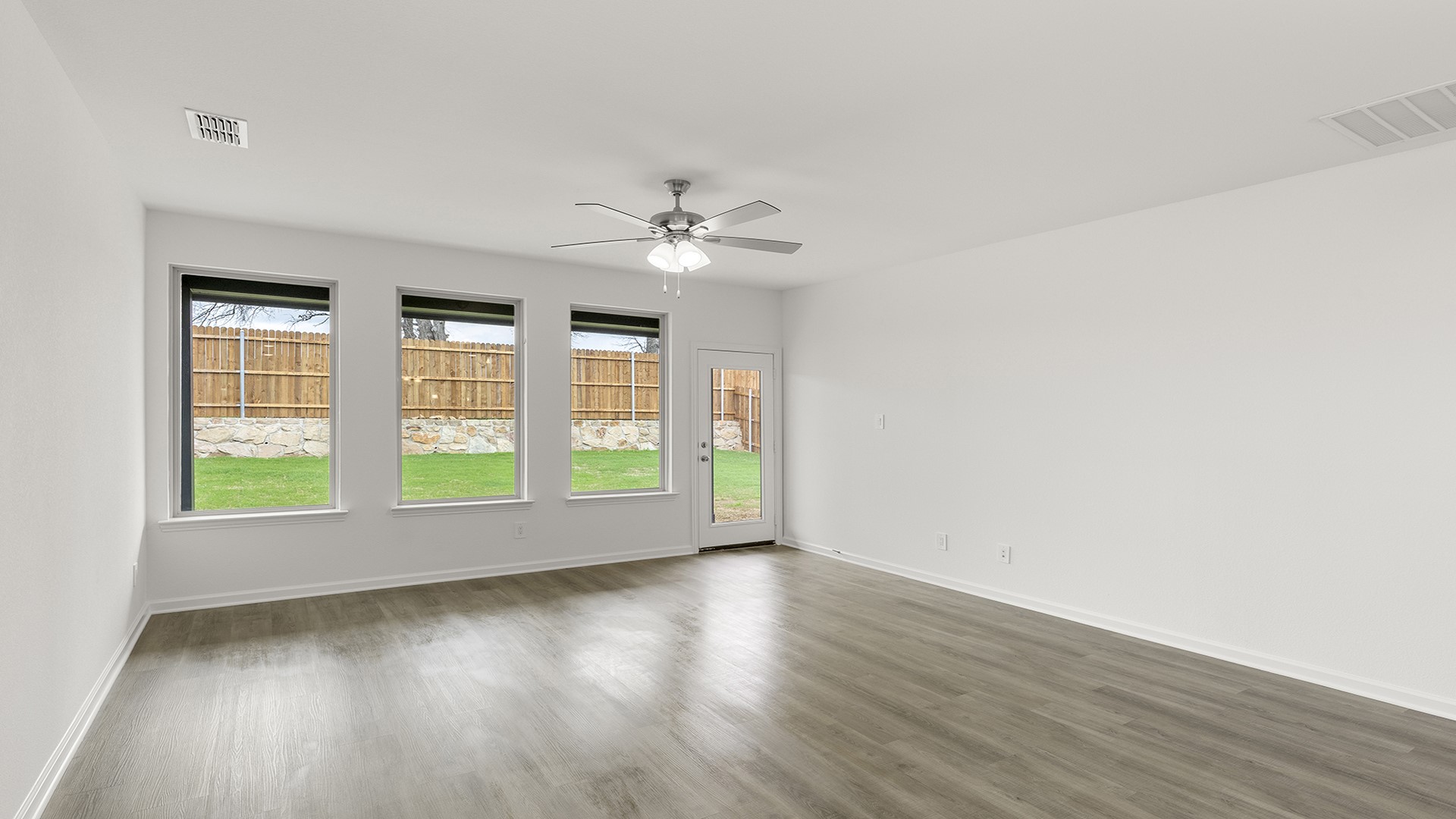 1716 Edgeway Drive Aubrey TX 76227