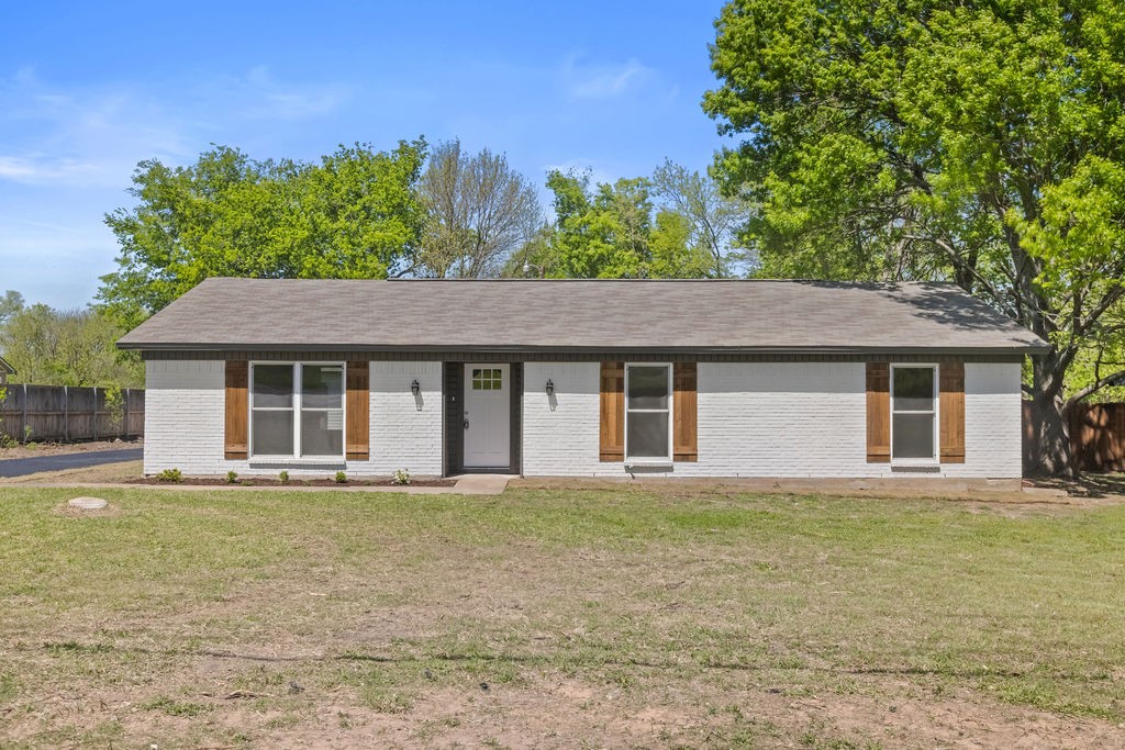 95 Tate Circle Sherman TX 75090