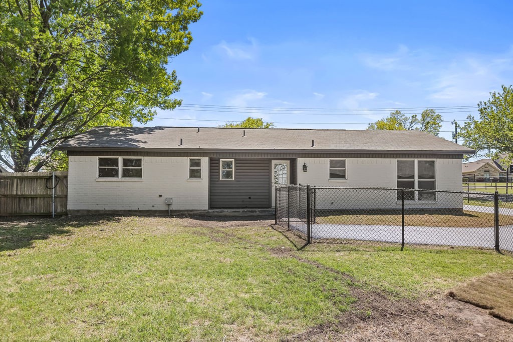 95 Tate Circle Sherman TX 75090