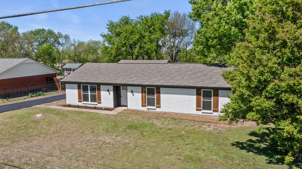 95 Tate Circle Sherman TX 75090