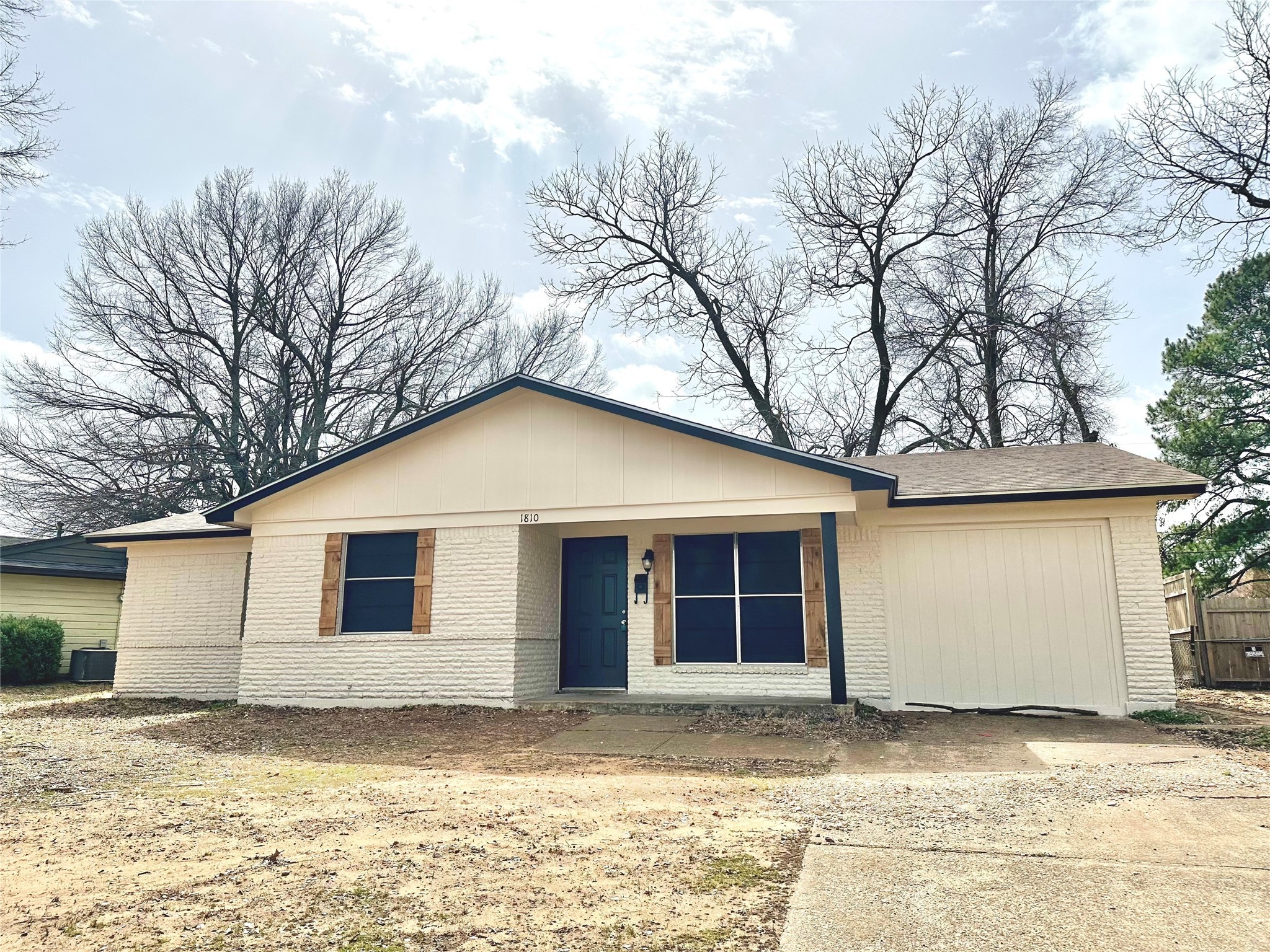 1810 Belmont Street Paris TX 75460
