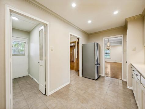 6224 Berryhill Street Dallas TX 75231