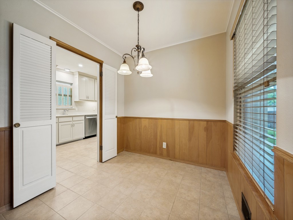 6224 Berryhill Street Dallas TX 75231