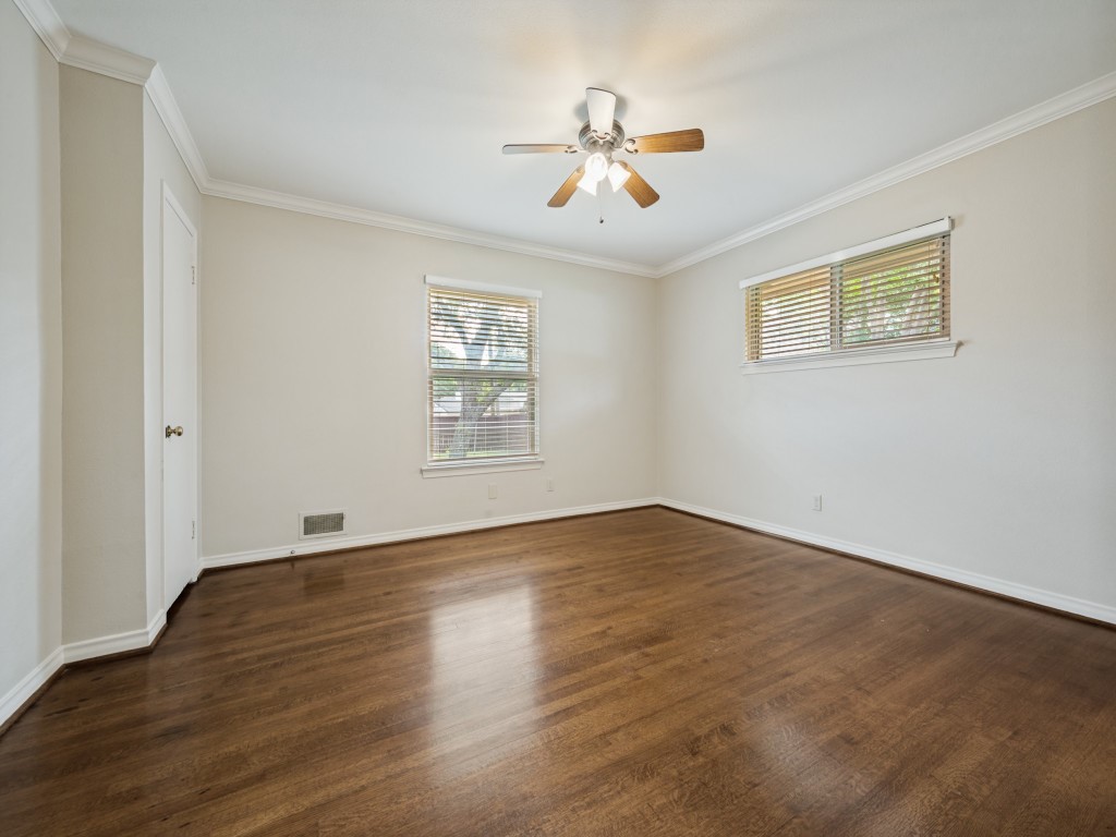 6224 Berryhill Street Dallas TX 75231
