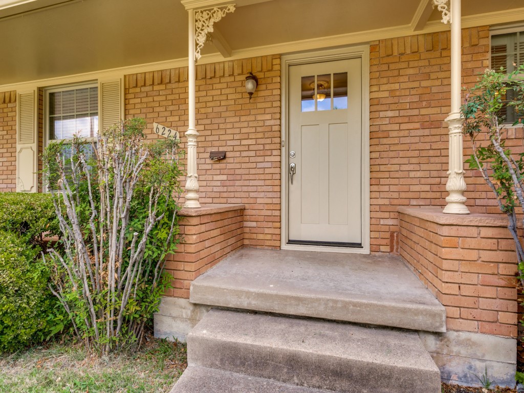 6224 Berryhill Street Dallas TX 75231