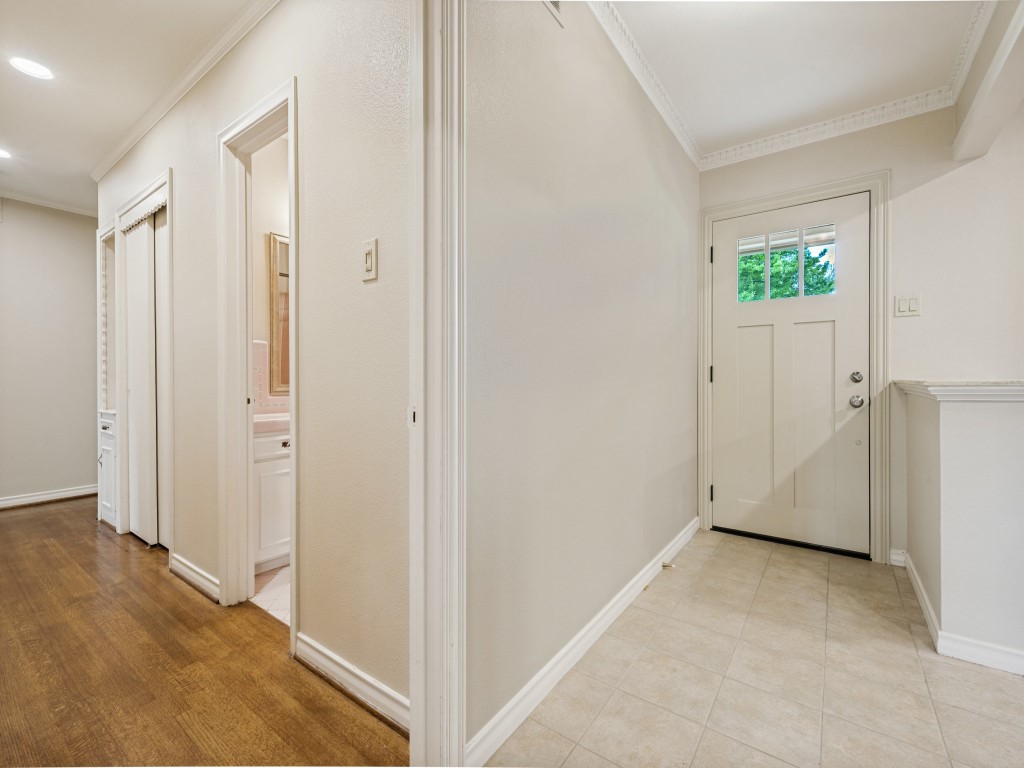 6224 Berryhill Street Dallas TX 75231