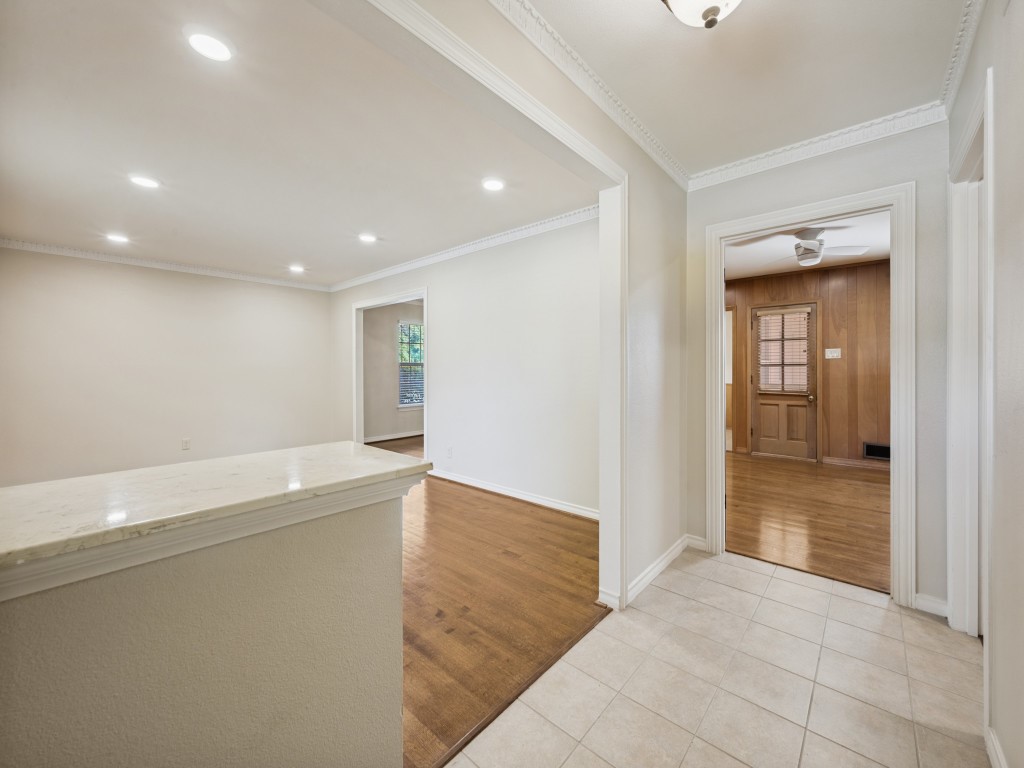 6224 Berryhill Street Dallas TX 75231
