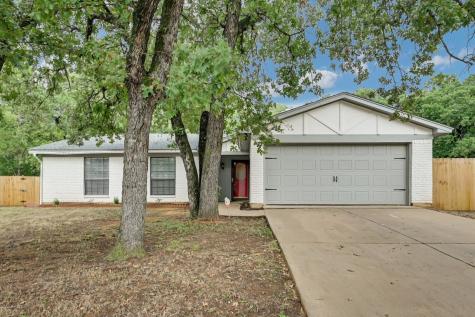 1124 Blue Carriage Lane N Fort Worth TX 76120