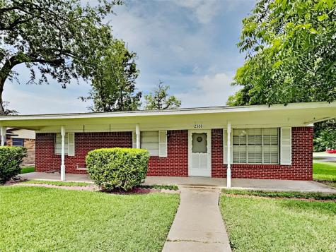 2306 Monteleon Street Grand Prairie TX 75051