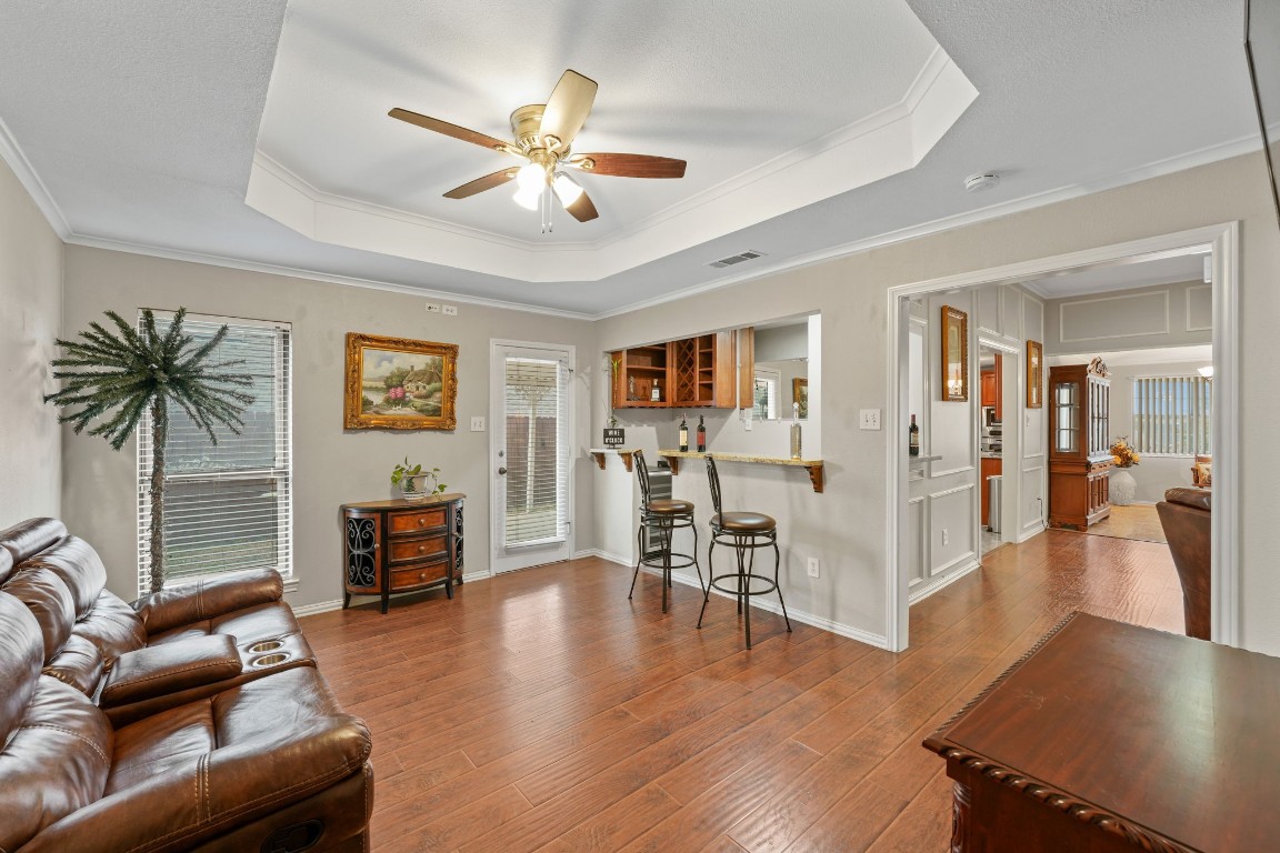 1121 Stonewall Street Garland TX 75043