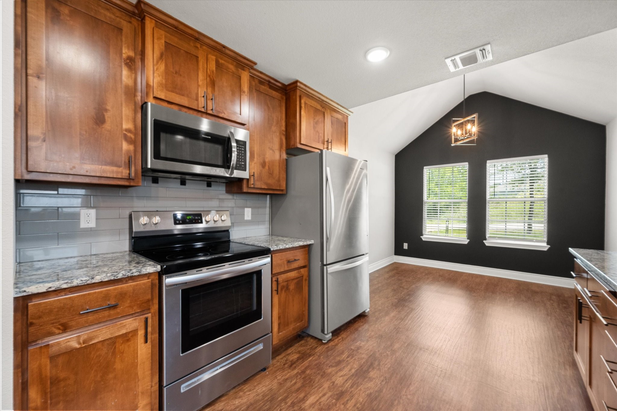 2514 San Gabriel Drive Granbury TX 76048