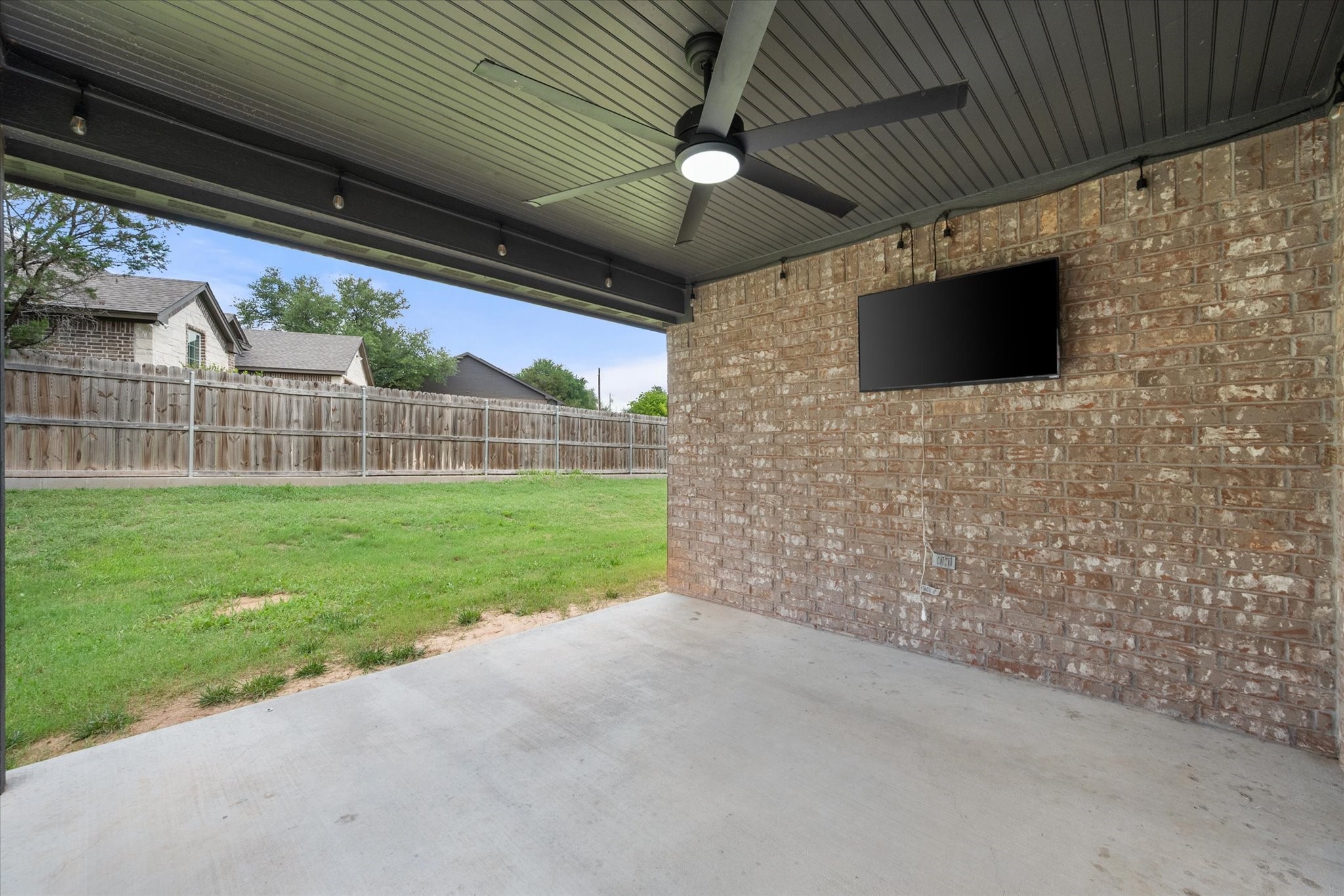2514 San Gabriel Drive Granbury TX 76048