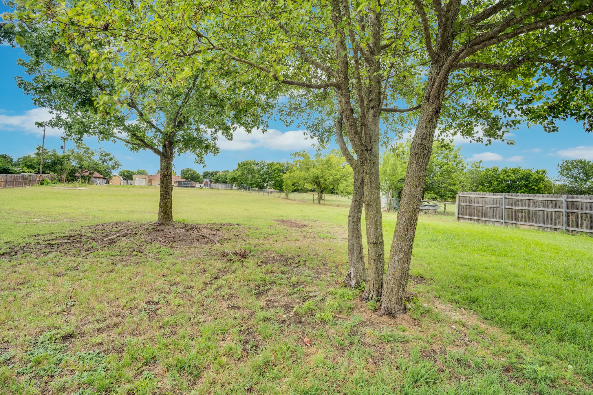 114 Becky Lane Waxahachie TX 75165