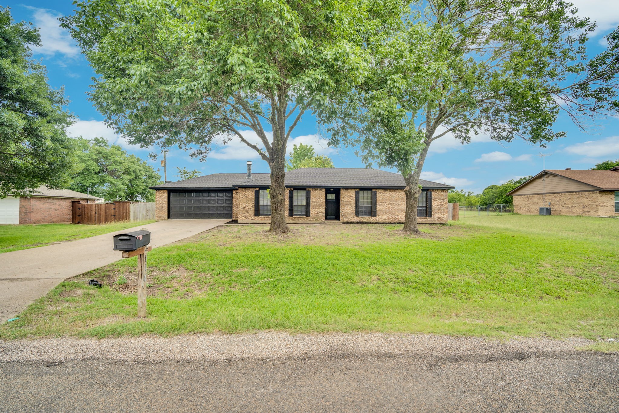 114 Becky Lane Waxahachie TX 75165