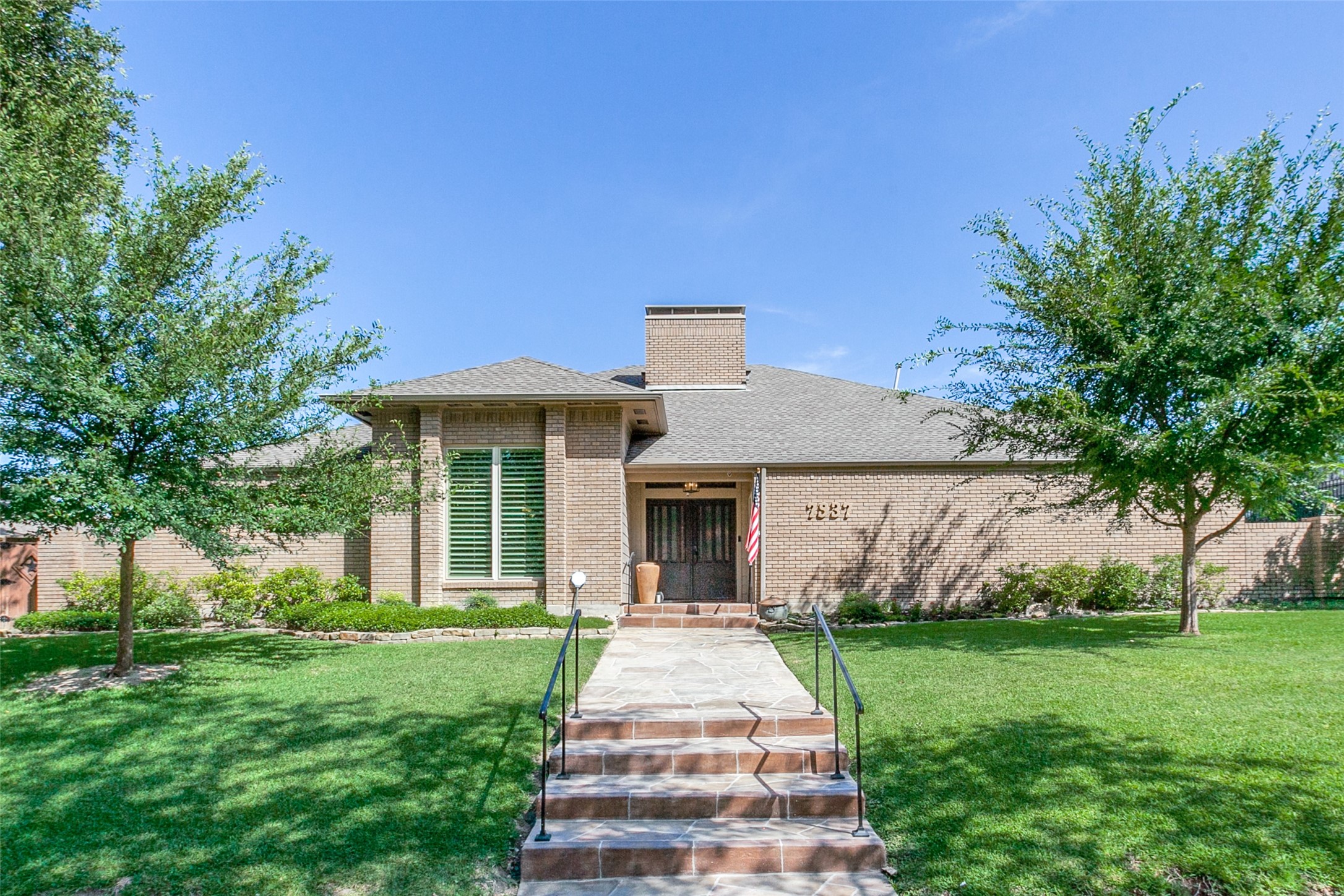 7937 Goodshire Avenue Dallas TX 75231