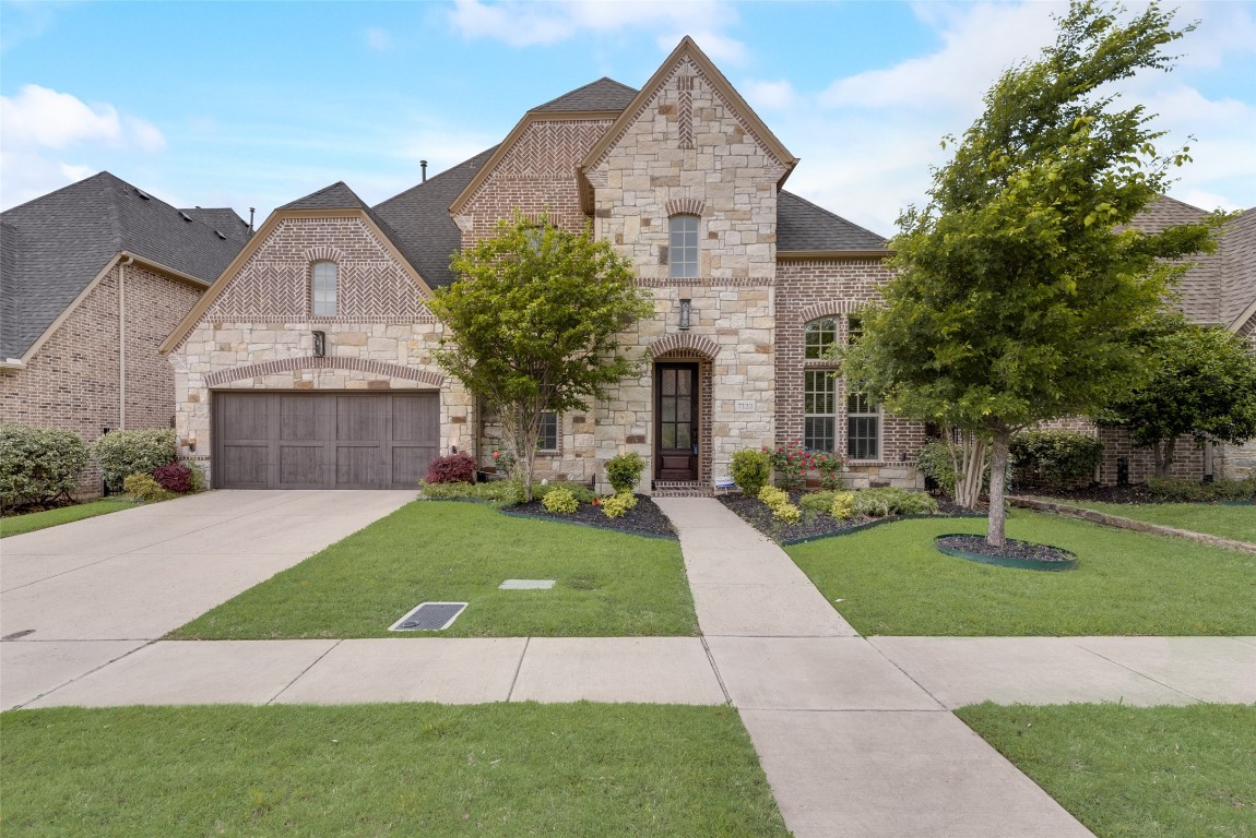 7123 Arches Avenue Irving TX 75063